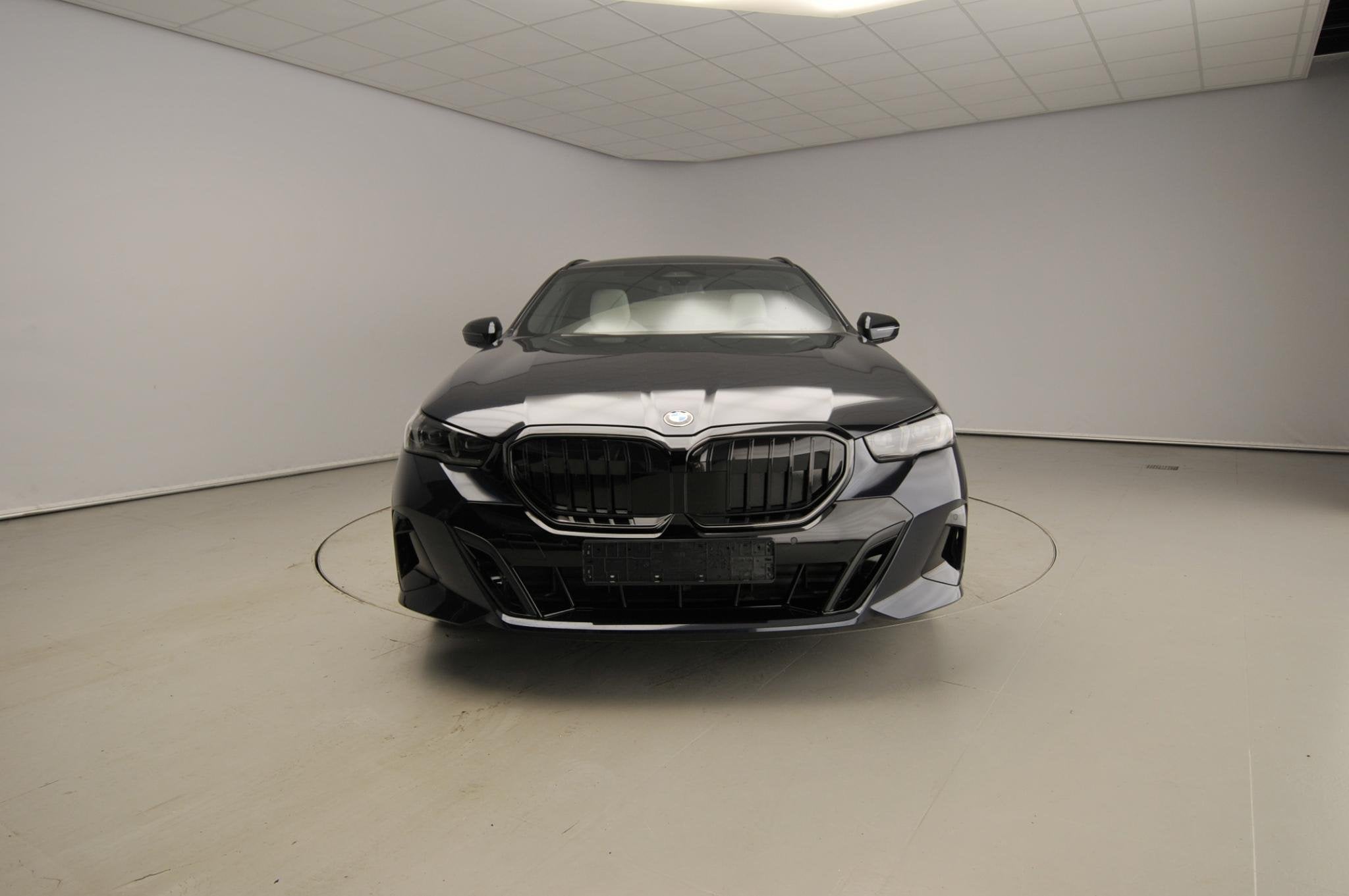 BMW 5 serie Touring 520i M Sportpakket Pro | Innovation Pack, Auto's, 1998 cc, Euro 6, Zwart, Nieuw