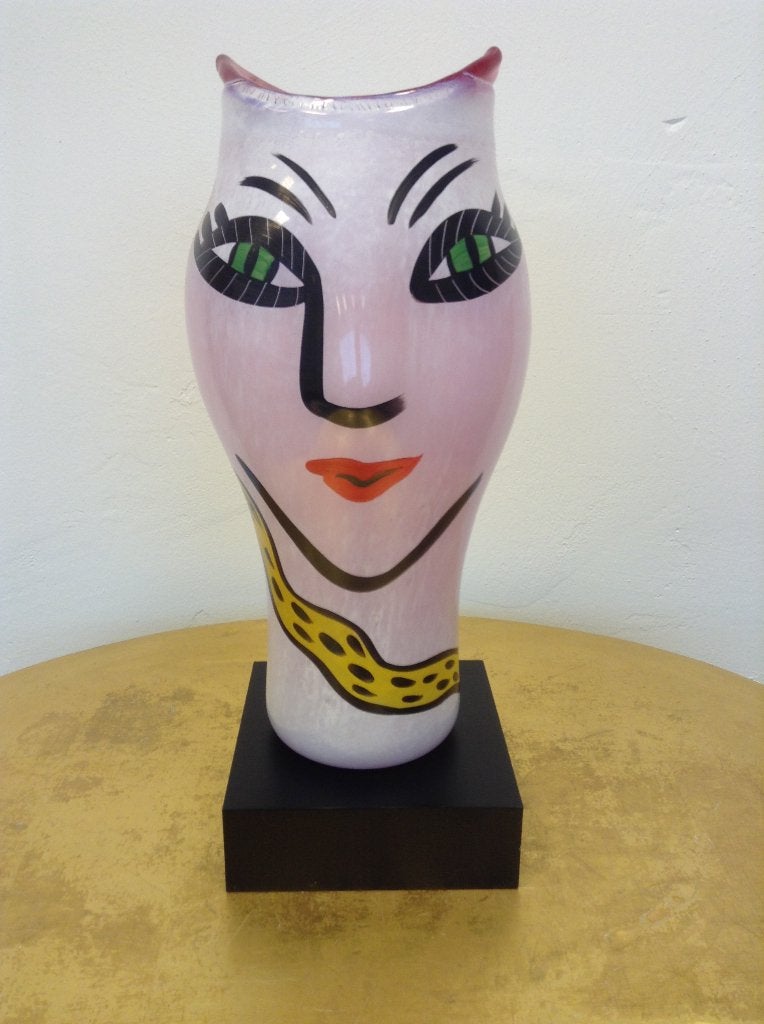 Kosta boda Glazen kat open minds, 30 cm, Object, Gemerkt, Roze