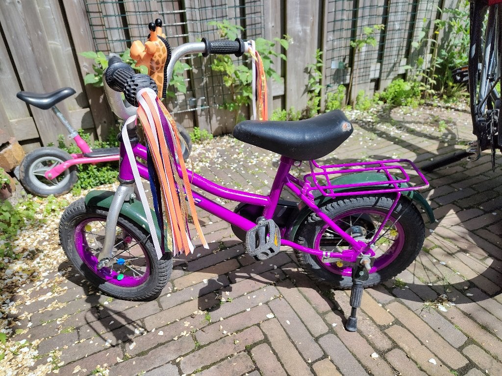 14 inch kinder fiets, Fietsen en Brommers, Fietsen | Kinderfietsjes, Ophalen, Terugtraprem, Gebruikt, Loekie