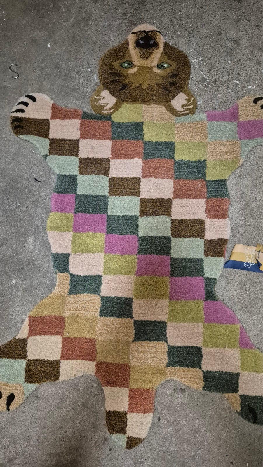 Doing Goods Tapijt Maat L - Uniek Berenvel Design, Gebruikt, Berenvel, Speels, Modern, Ophalen of Verzenden, 150 tot 200 cm