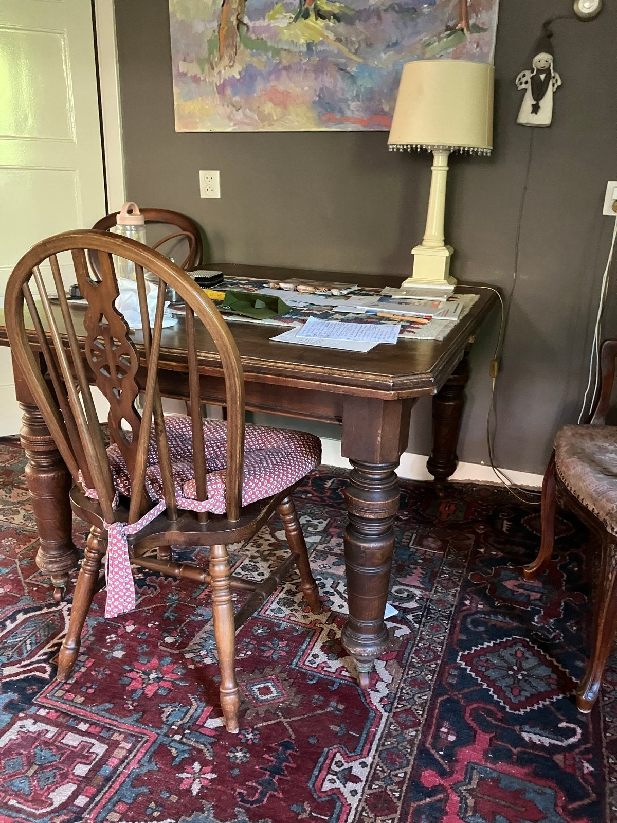 Antieke houten eettafel met gedraaide poten, Ophalen