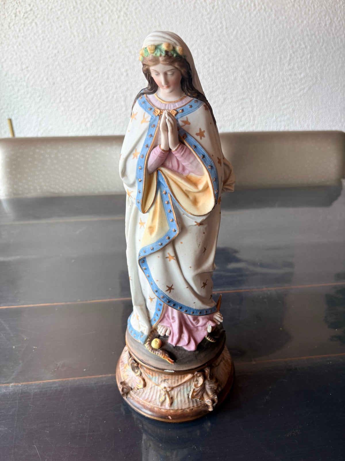 Maria beeld vieux andenne biscuitporselein, Ophalen