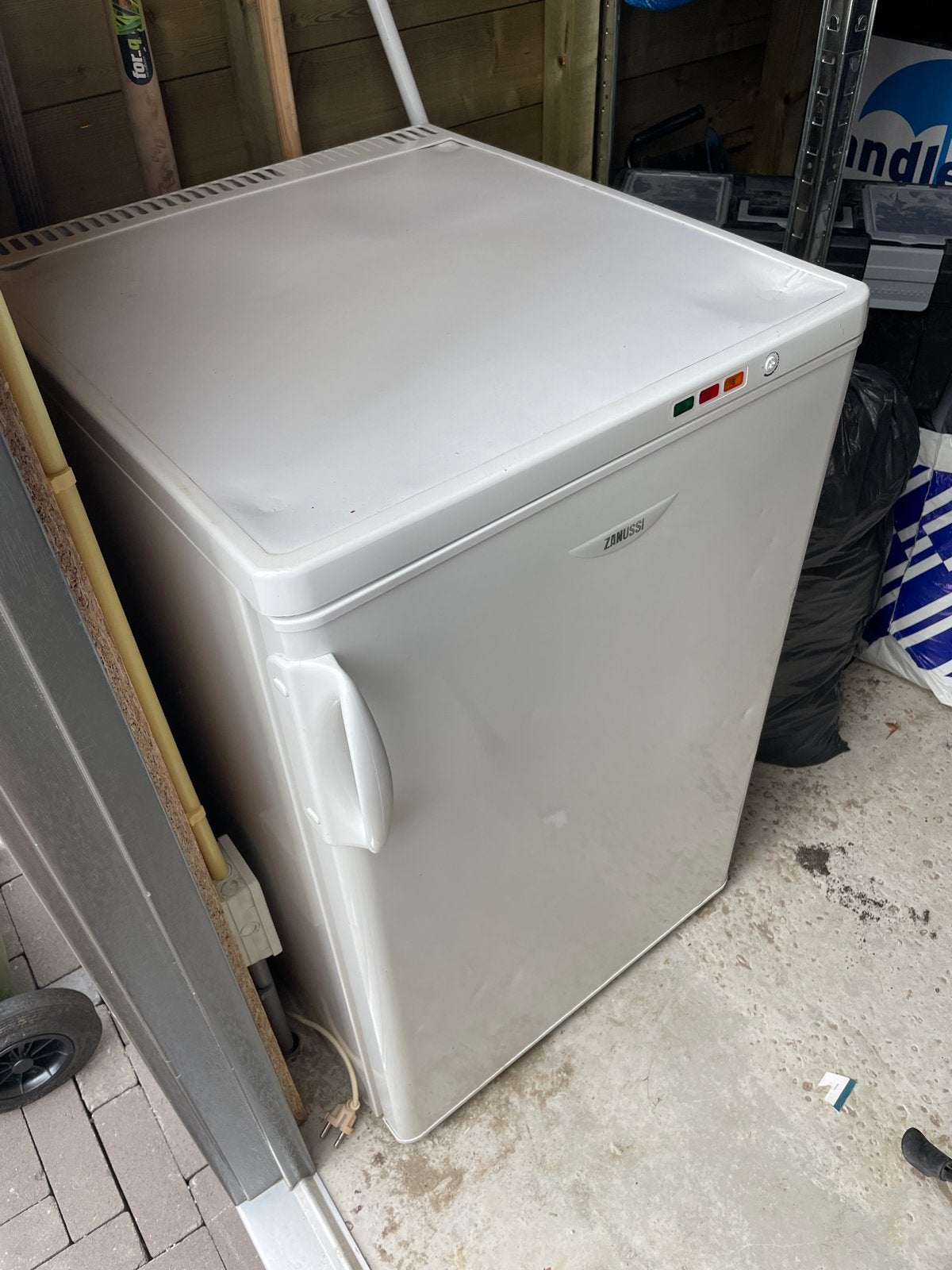Zanussi Tafelmodel Vriezer - Gebruikt, Kleine Prijs, Gebruikt, Minder dan 85 cm, Minder dan 60 cm, Vrijstaand