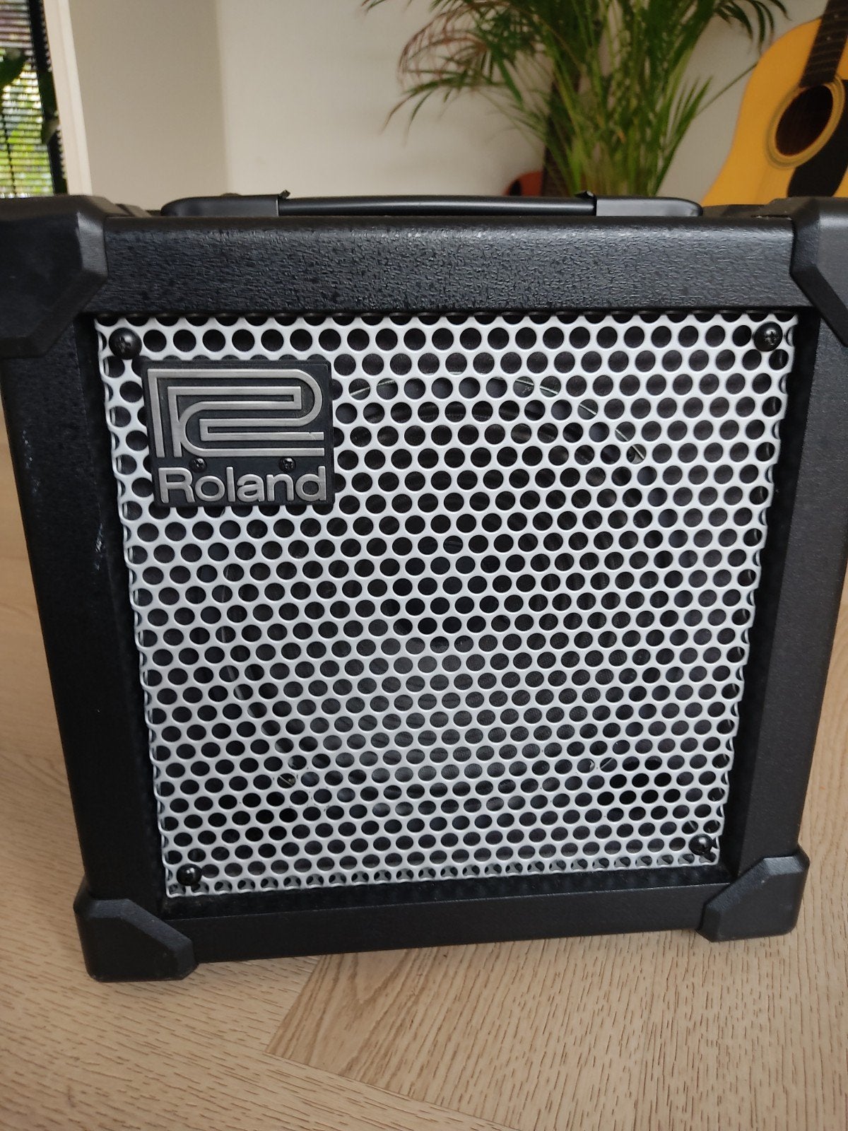 Roland Cube 15 en Cube 15XL Gitaarversterkers (Set)