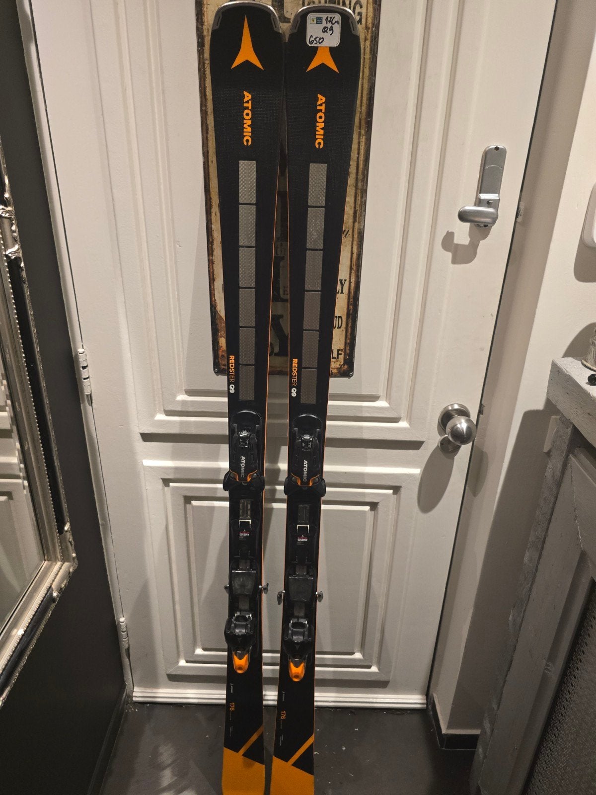 176cm ATOMIC REDSTER Q9 REVOSHOCK RVSK 25/26, 160 tot 180 cm, Ophalen of Verzenden, Zo goed als nieuw, Carve