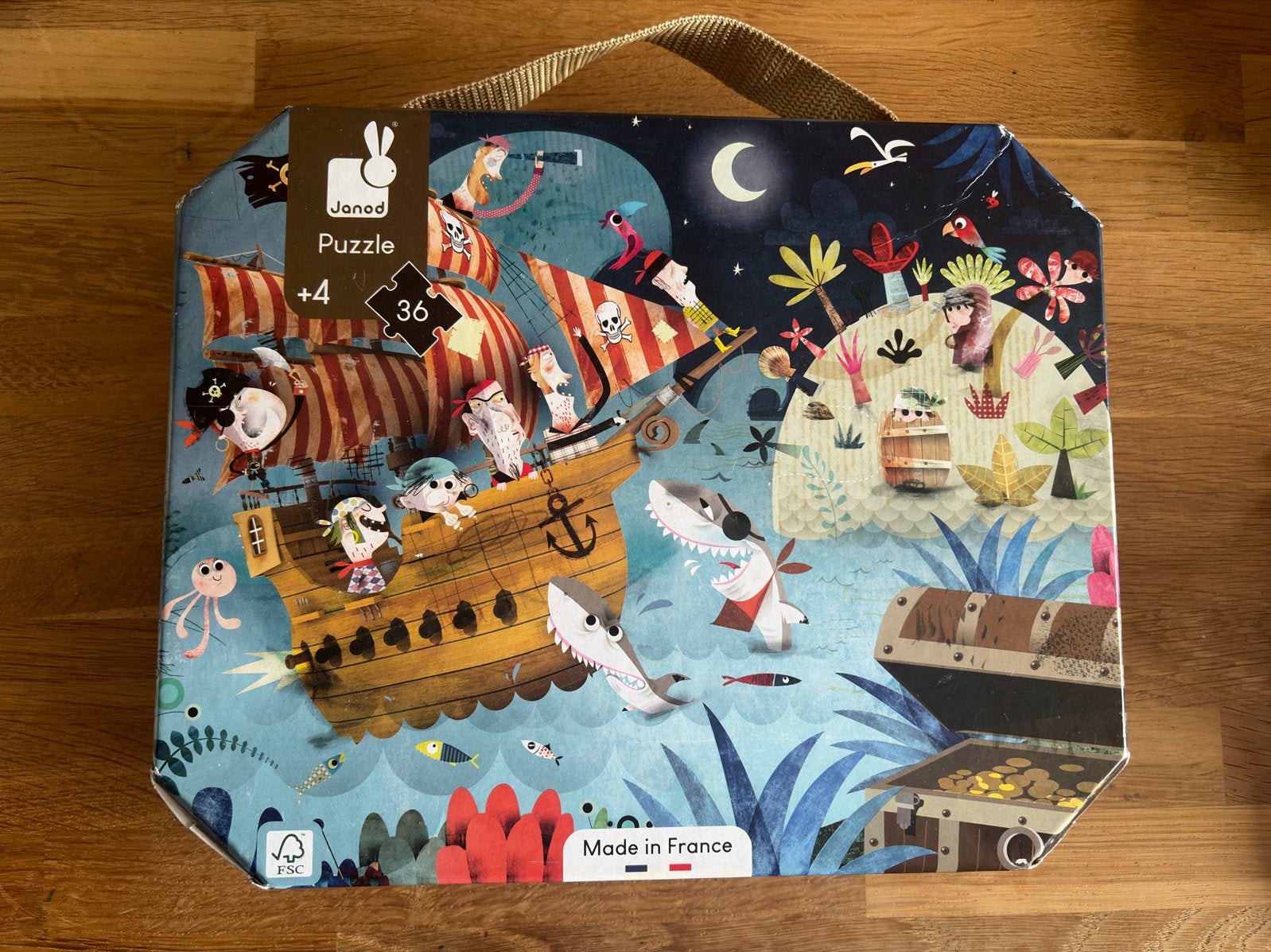 Janod Piraten Puzzel 36 stukjes in goede conditie, Ophalen, 10 tot 50 stukjes, Zo goed als nieuw, 4 tot 6 jaar