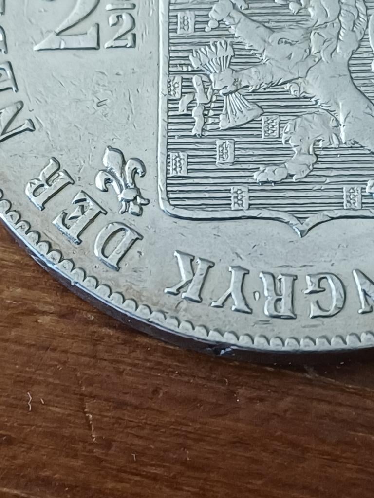 Rijksdaalder 1845 zeldzaam met parel of stip Willem 2, Postzegels en Munten, Munten | Nederland, Ophalen of Verzenden, 2½ gulden