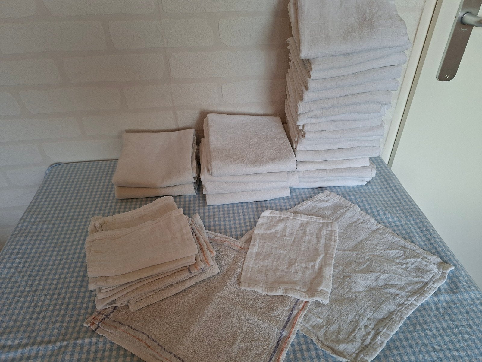24 Katoenen Luiers en Spuugdoekjes, Ophalen of Verzenden, Gebruikt