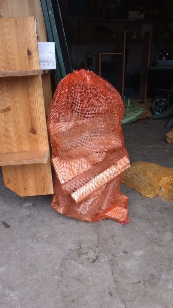 haardhout, Tuin en Terras, Minder dan 3 m³, Ophalen, Overige houtsoorten, Blokken