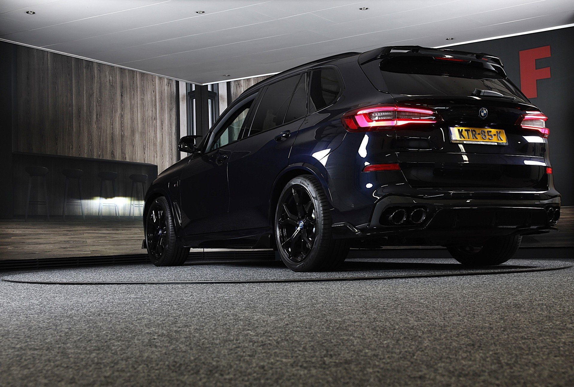 BMW X5 XDrive45e High Executive M Line / Luchtvering / 360 C, Dealer onderhouden, Gebruikt, Adaptive Cruise Control, Zwart