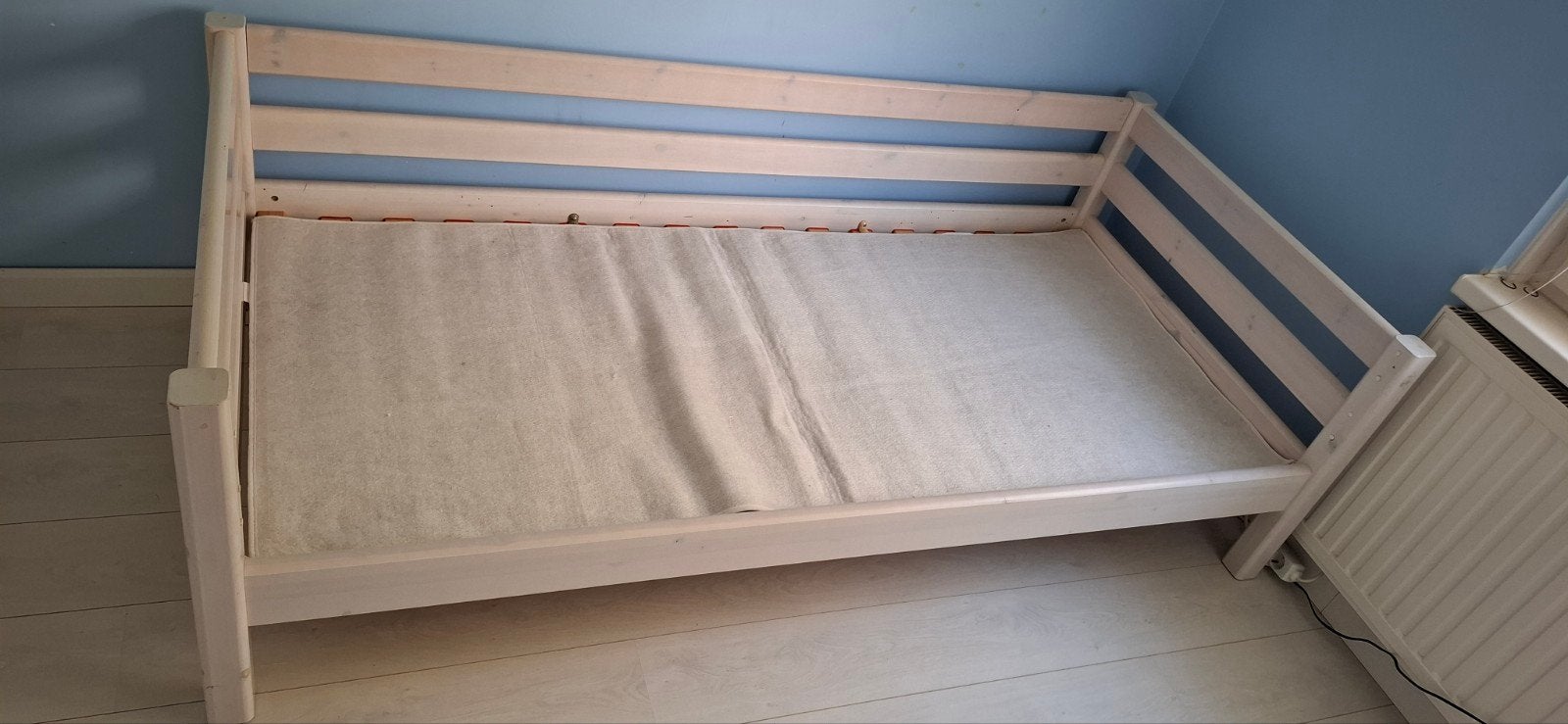 2x Flexa bed, incl orgineel materiaal voor halfhoog-slapers, Ophalen, 85 tot 100 cm, Gebruikt, Lattenbodem
