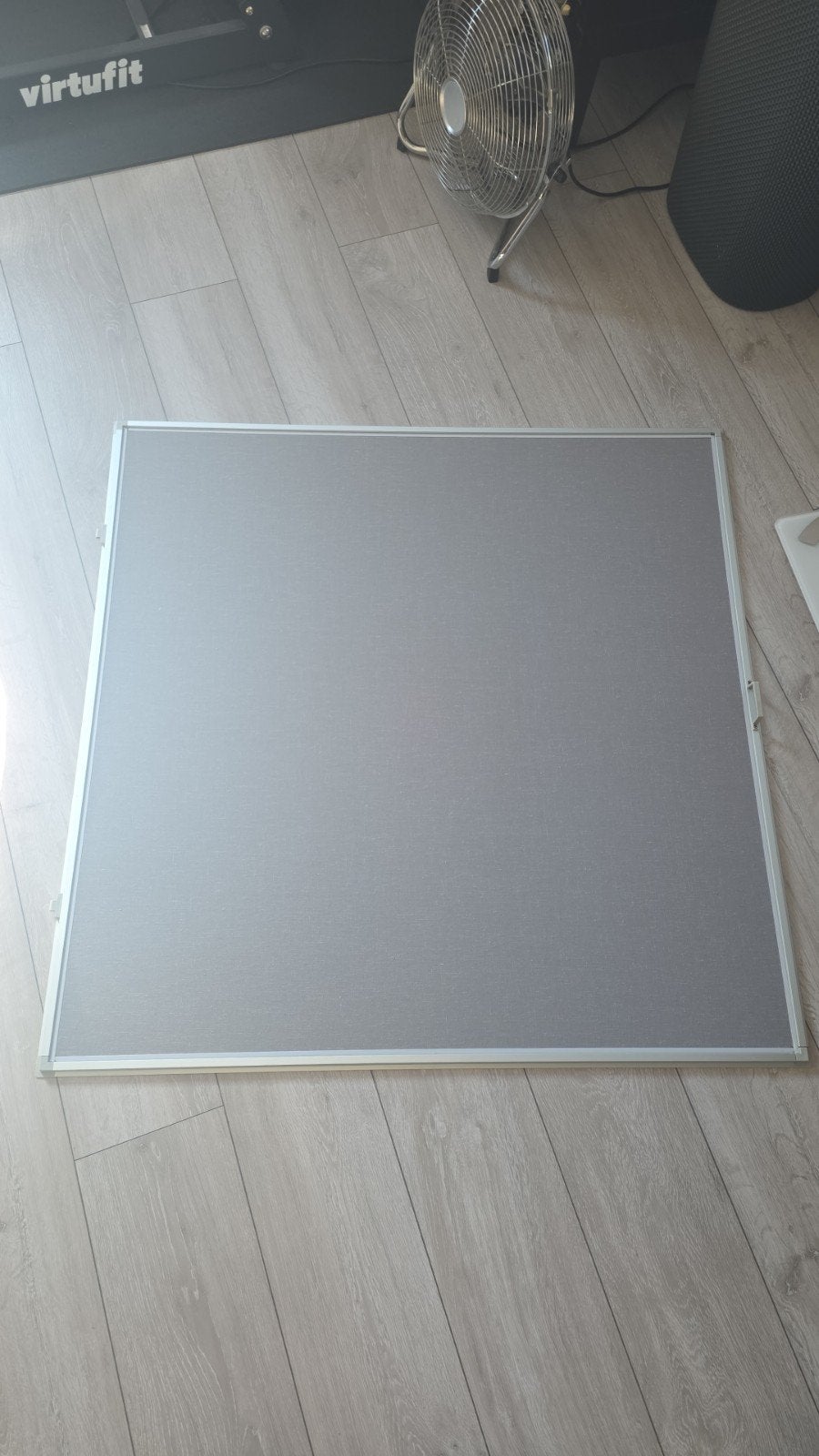 Verduisteringsgordijn screen 102x102cm, Gebruikt, Verduisterend, Metaal, Grijs