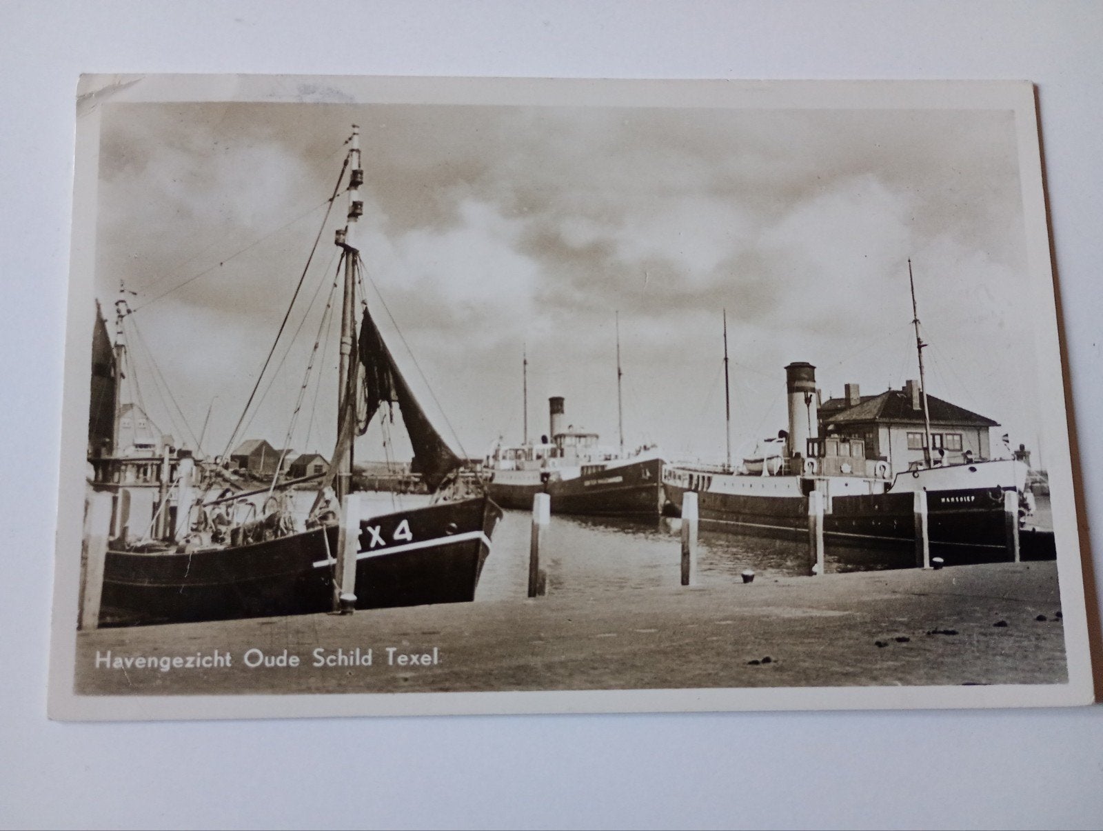 Texel Oudeschild Haven met Scheepvaart, Ophalen of Verzenden, 1940 tot 1960, Gelopen, Waddeneilanden