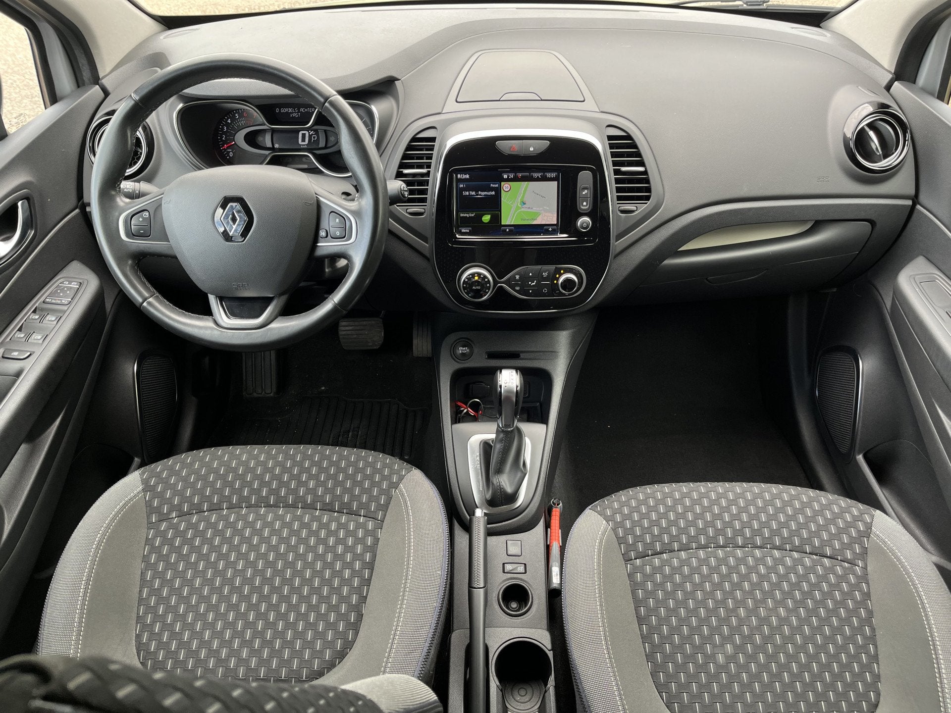 Renault Captur 1.3 TCe Intens 150PK / Automaat / boekjes, 12 maanden, Stof, Gebruikt, 4 cilinders
