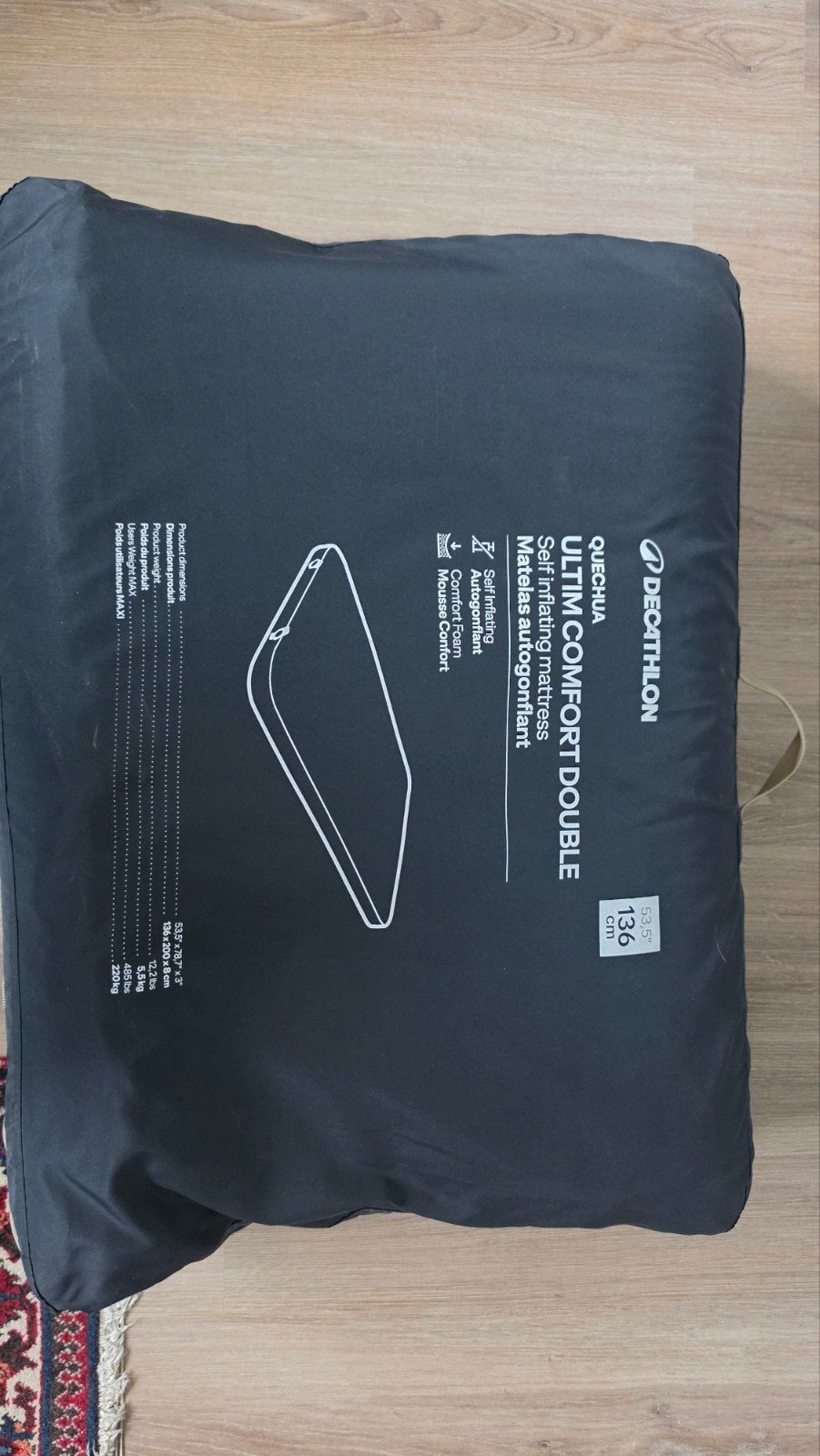 Zelfopblaasbaar matras gloednieuw!, Ophalen, Ingebouwde pomp, Nieuw, 2-persoons