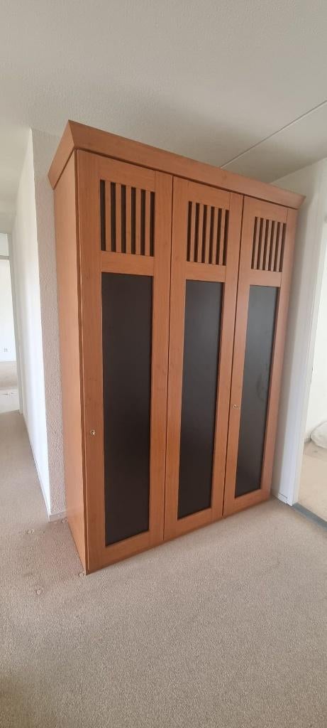 (0485) Kledingkast draaideur, 152x60x232 cm BxDxH. Hang-leg, Met deur(en), Gebruikt, 100 tot 150 cm, .