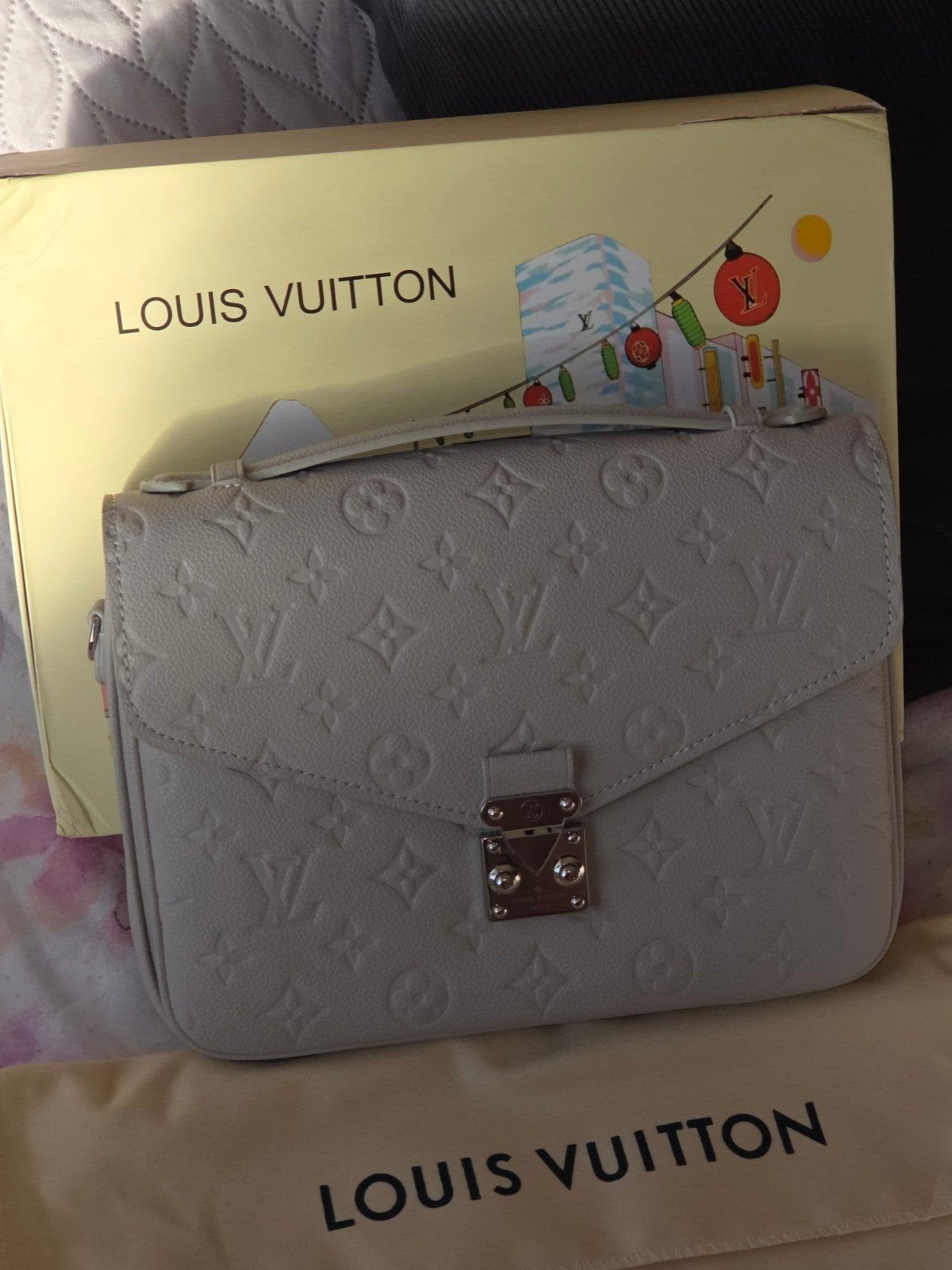 Louis vuitton pochette Métis tas grijs (brume) €90, Ophalen of Verzenden, Nieuw, Grijs, Overige merken