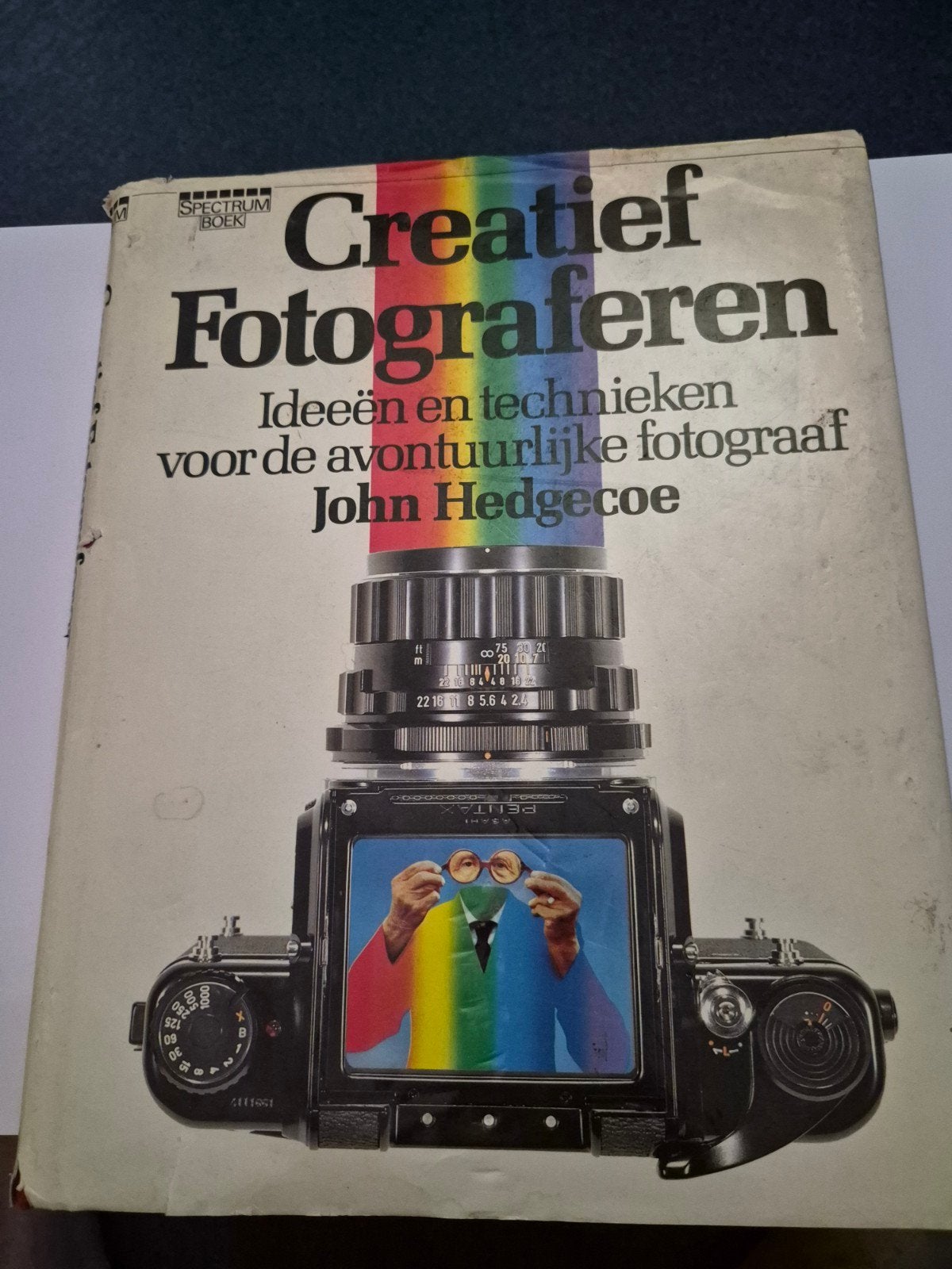 Creatief Fotograferen - John Hedgecoe (Fotografieboek), Boeken, Ophalen of Verzenden, Gelezen, Fotografie algemeen, John Hedgecoe