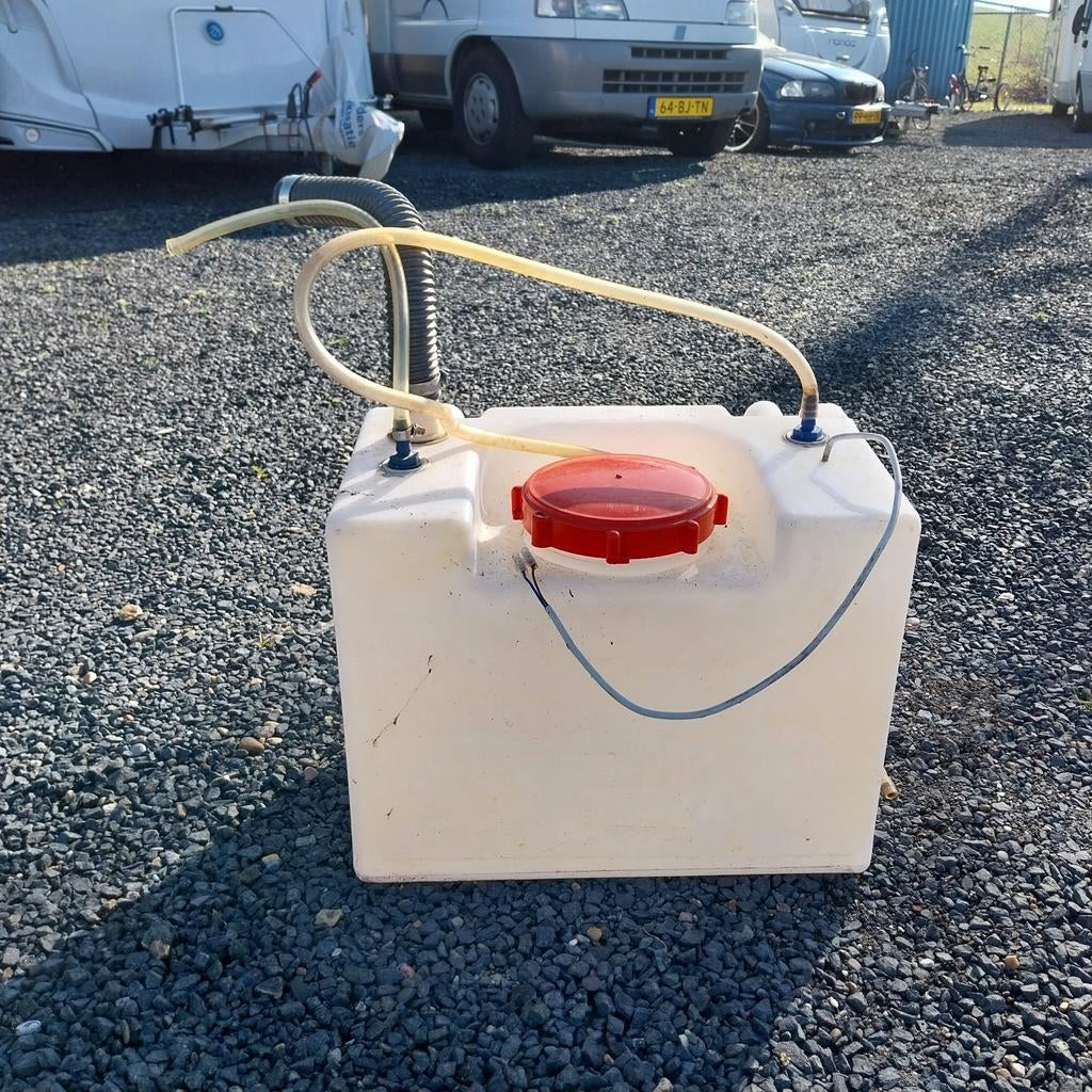 Inbouw watertank 50 liter voor camper of caravan, Caravans en Kamperen, Camper-accessoires, Ophalen of Verzenden, ., ., .