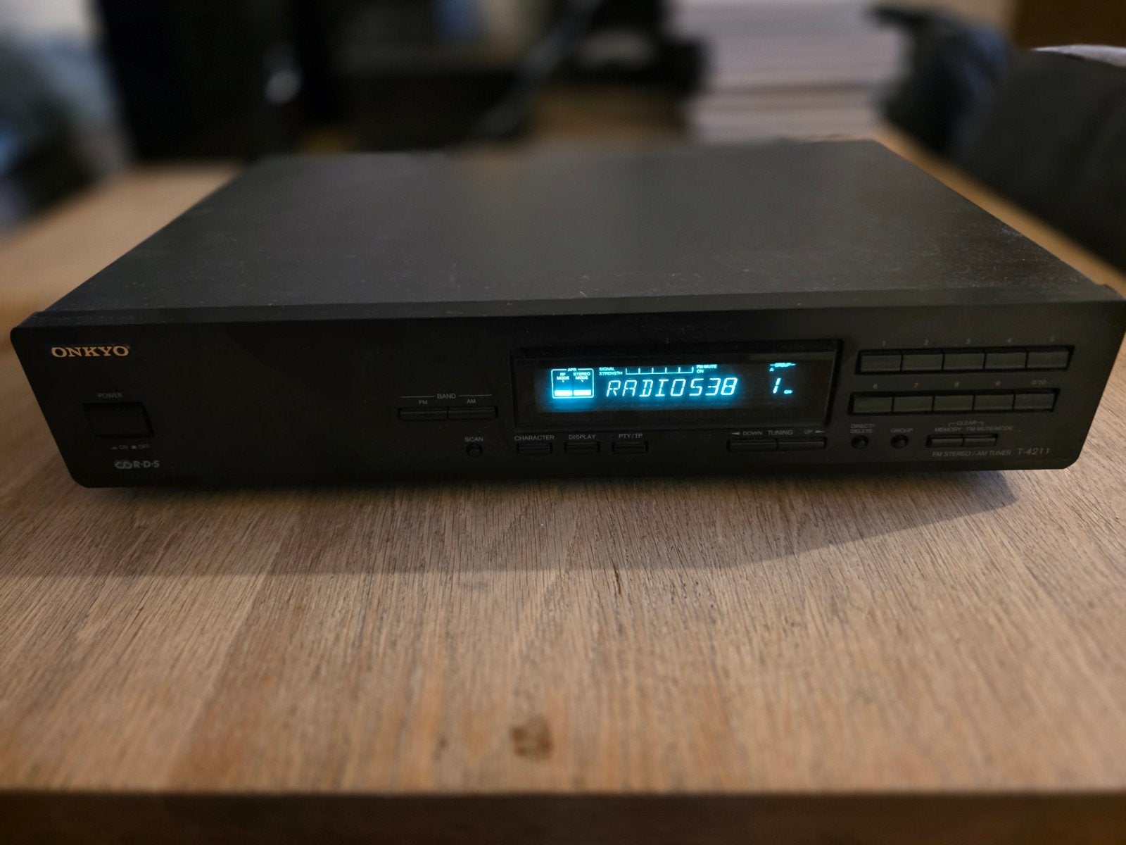 Onkyo T-4211 FM/AM Tuner - Radio Ontvanger, Ophalen, Gebruikt, Analoog
