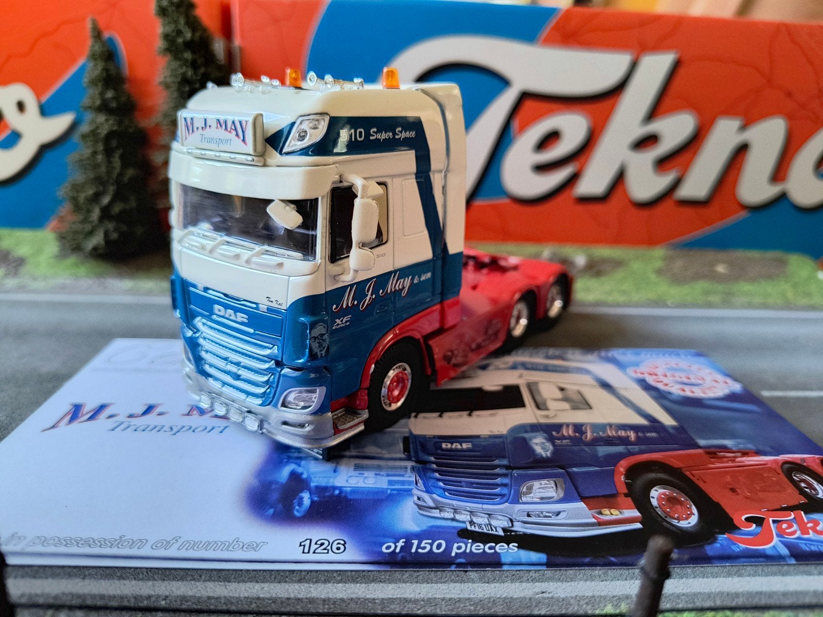 Tekno Daf May Transport, Hobby en Vrije tijd, Modelauto's | 1:50, Ophalen of Verzenden, Zo goed als nieuw, Bus of Vrachtwagen