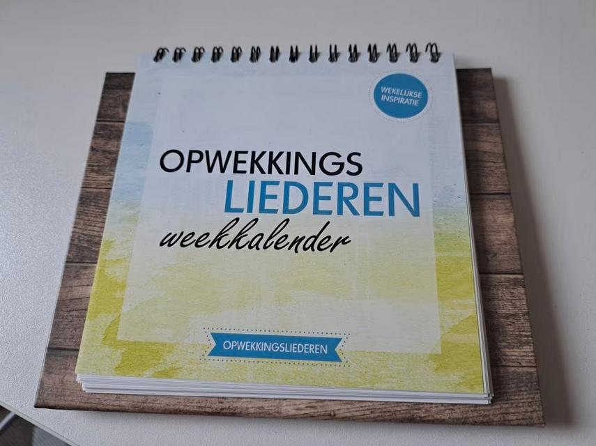 Opwekkingsliederen weekkalender, Ophalen of Verzenden, Zo goed als nieuw