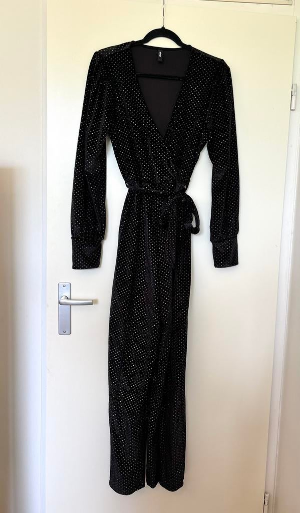 Eksept velours zwart jumpsuit • glitter goud • maat L, Kleding | Dames, Jumpsuits, Ophalen of Verzenden, Zo goed als nieuw, Maat 42/44 (L)