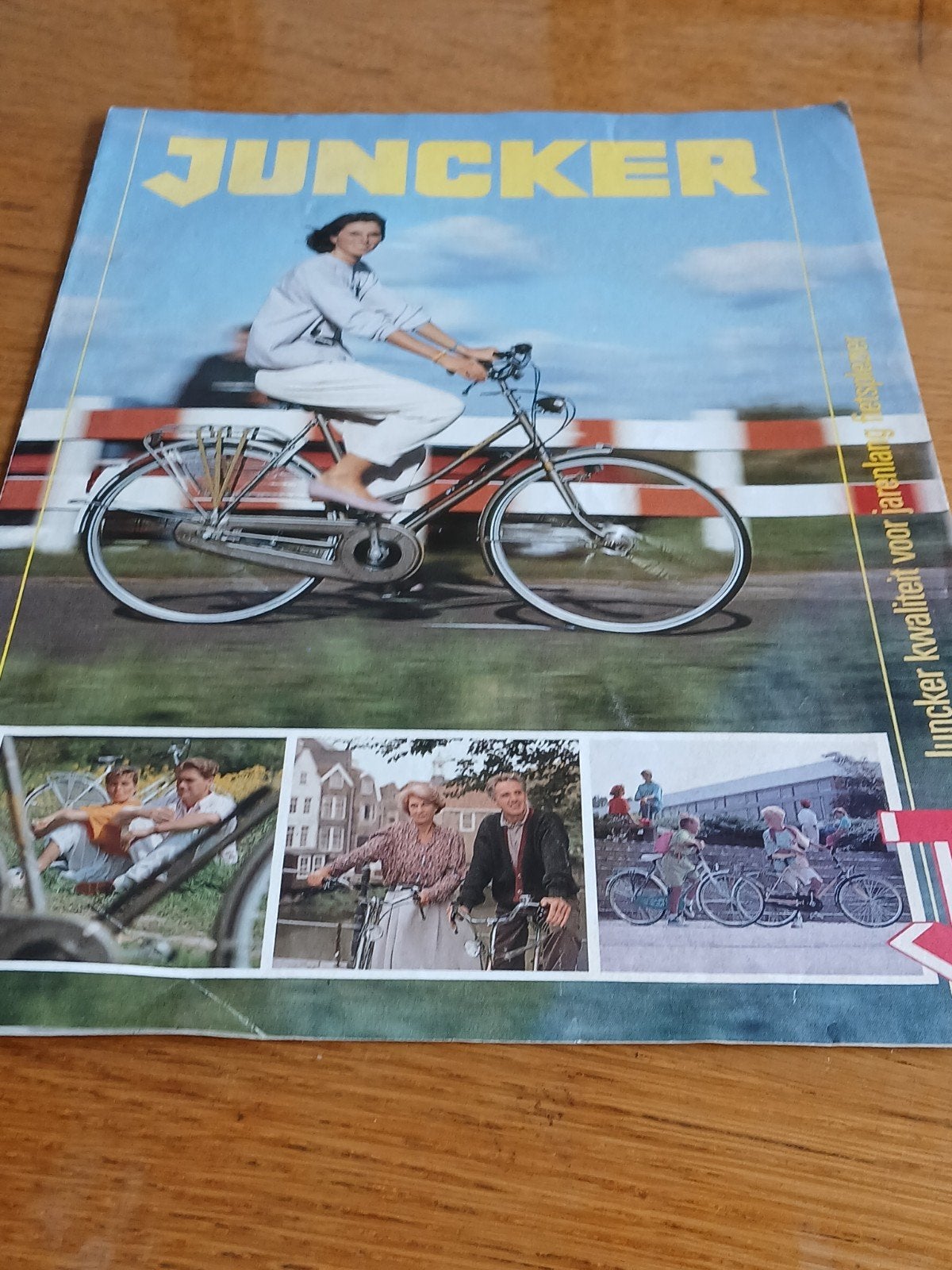 juncker folder., Ophalen of Verzenden, Zo goed als nieuw, Overige merken