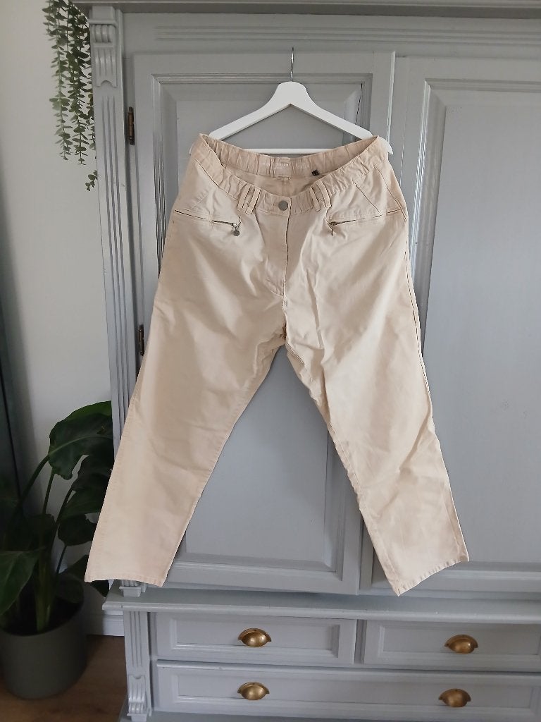 Ulla Popken broek, Beige, Maat 46/48 (XL) of groter, Ulla Popken, Ophalen of Verzenden