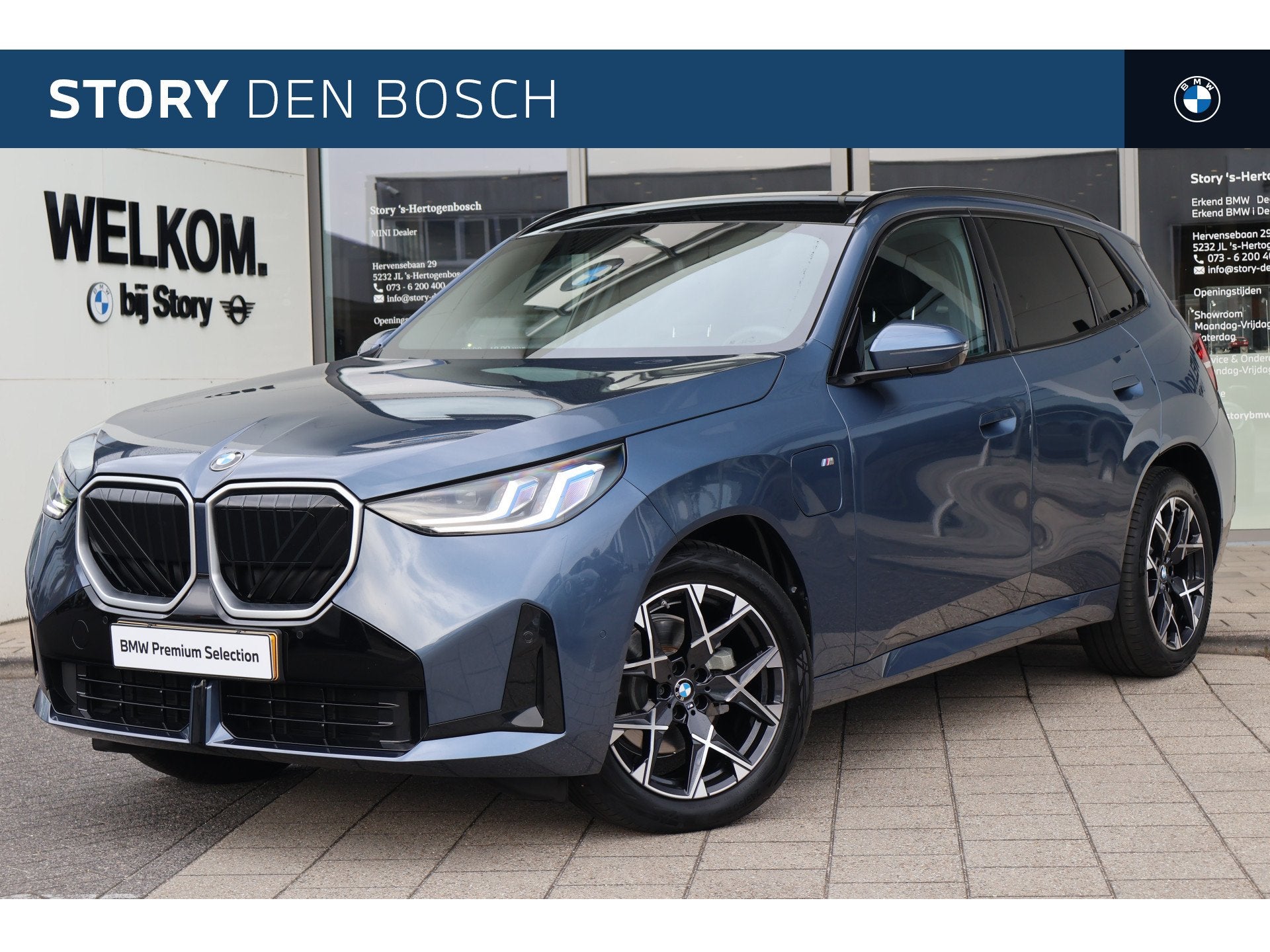 BMW X3 30e xDrive M Sport Automaat / Trekhaak / Panoramadak, Auto's, Gebruikt, 4 cilinders, Blauw, Bedrijf
