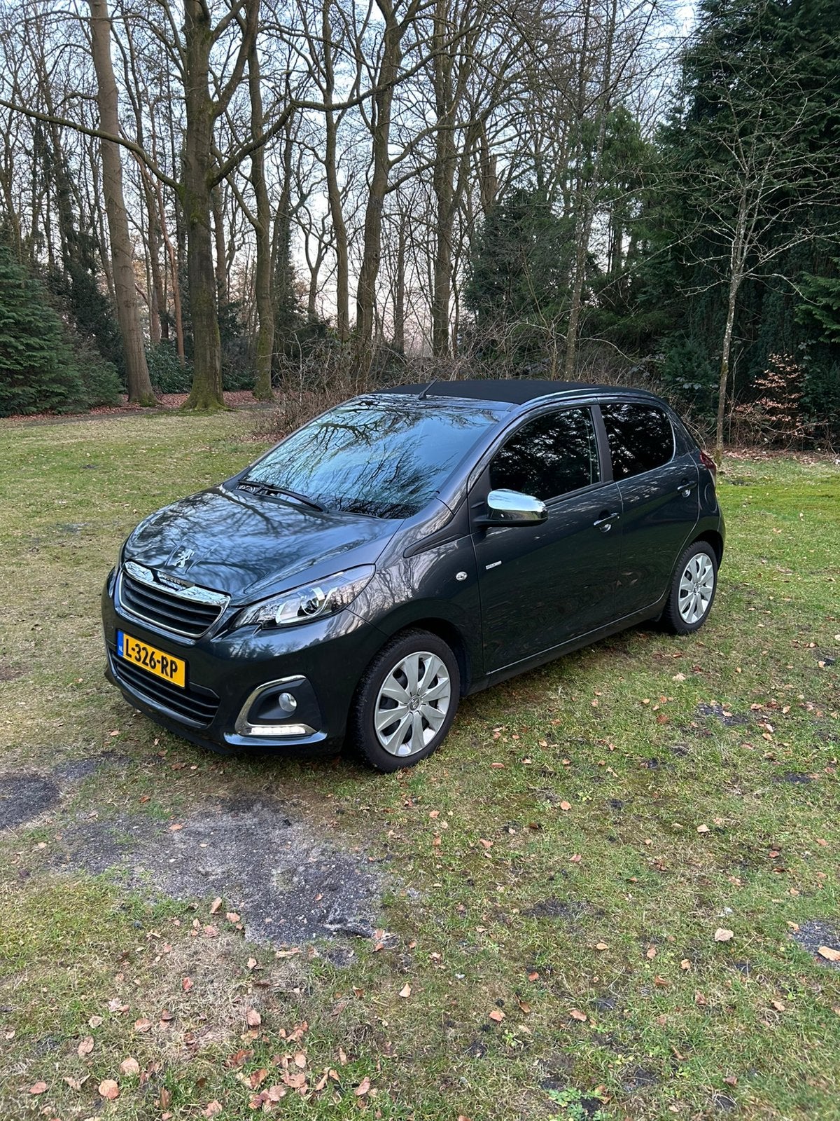 Peugeot 108 1.0 E-vti style top stoelverwarming apple carpl, Auto's, Voorwielaandrijving, Stoelverwarming, Cabriolet, 4 stoelen
