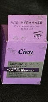 Cien Luminous Beauty oog crème (2), Ophalen of Verzenden, Zo goed als nieuw, Gehele gezicht