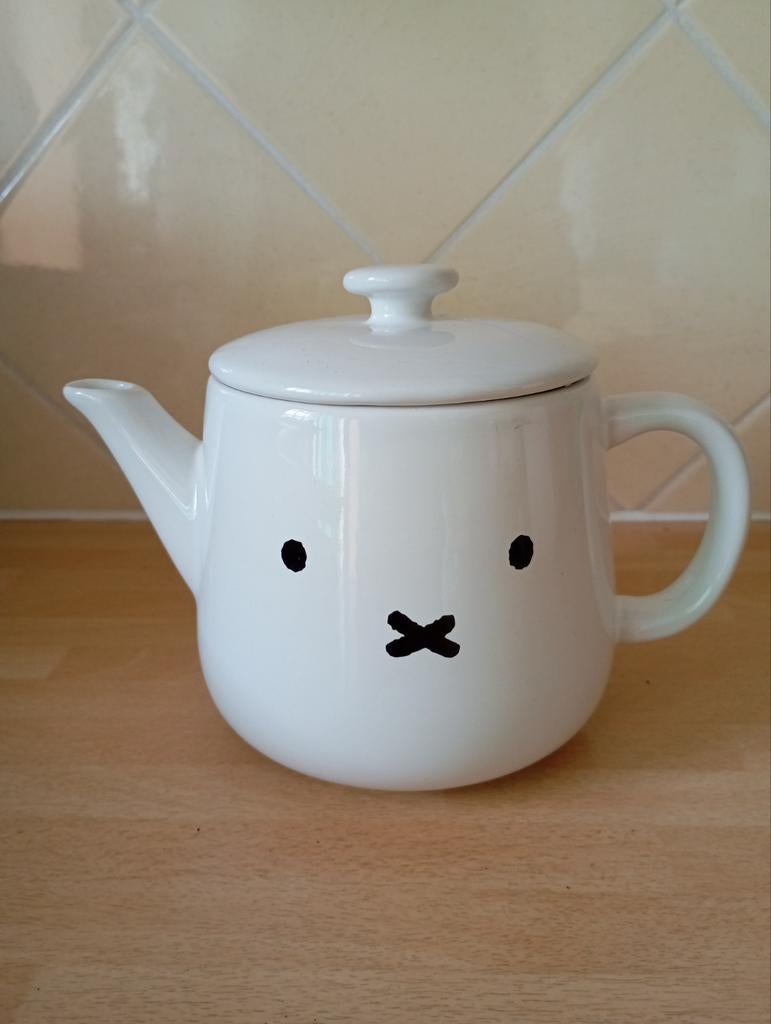 Nijntje theepot, Ophalen of Verzenden, Zo goed als nieuw, Overige stijlen, Overige typen