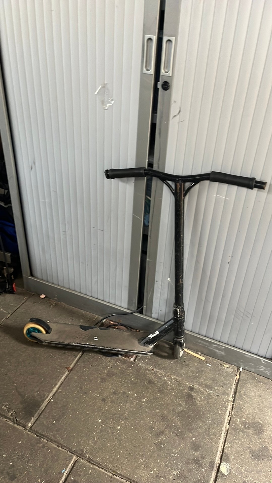 Zwarte gebruike stuntstep, Fietsen en Brommers, Ophalen, Gebruikt, Gewone step