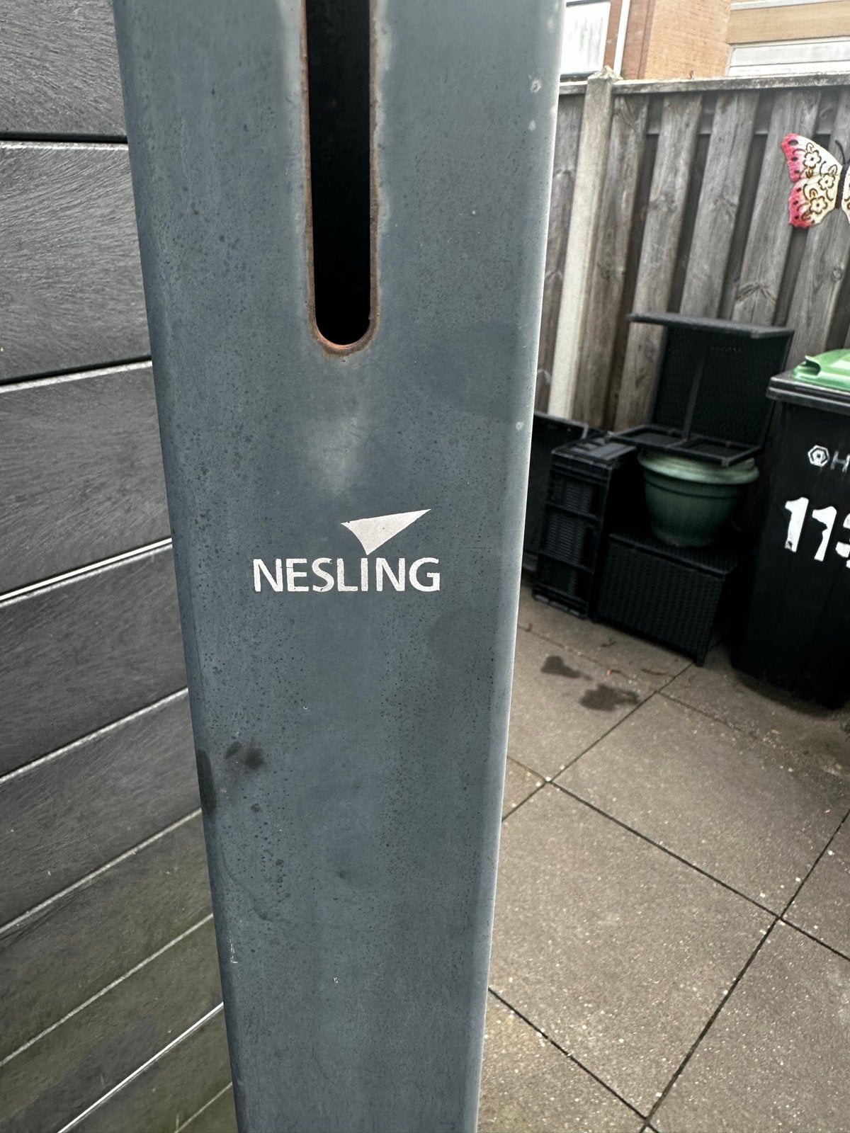 4x Nesling verstelbare palen set + grondankers + flex-ogen, Ophalen, Gebruikt