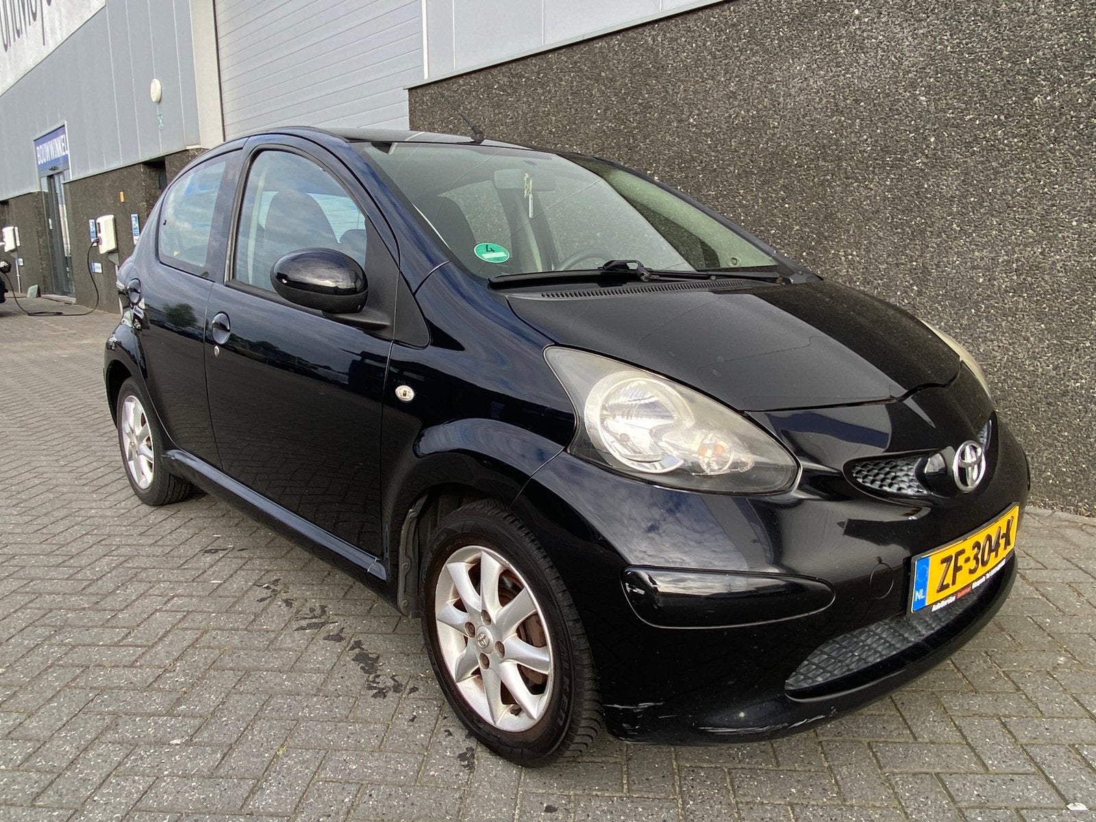 Toyota Aygo 1.0 12V Vvt-i 5DRS 2006 Zwart, Voorwielaandrijving, 4 stoelen, Bedrijf, Handgeschakeld