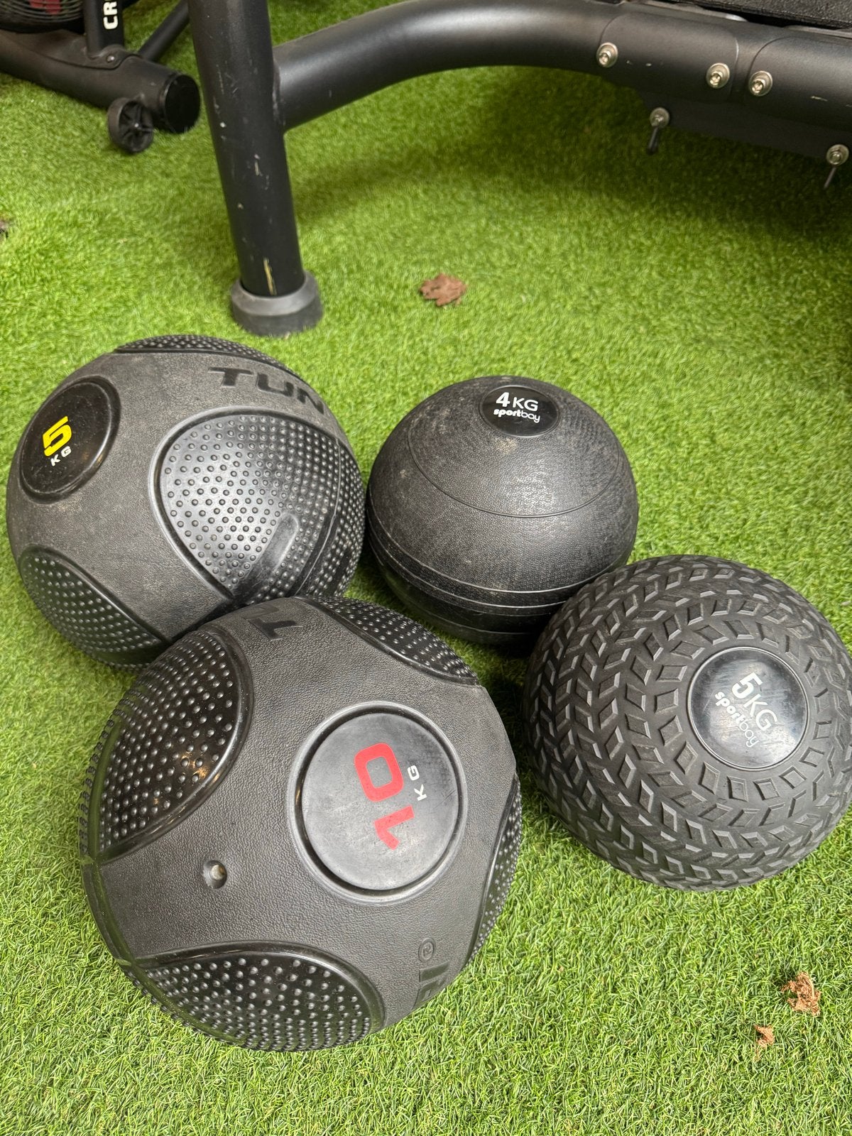 Set van 4 Gewichtsballen (Medicijnballen) - 4kg, 5kg, 5kg, 1, Ophalen, Gebruikt, Armen, Medicijnbal
