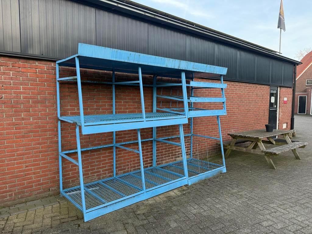 Metalen stelling licht blauw, Ophalen, Bekaert, Info@heidesmid.nl, Halle