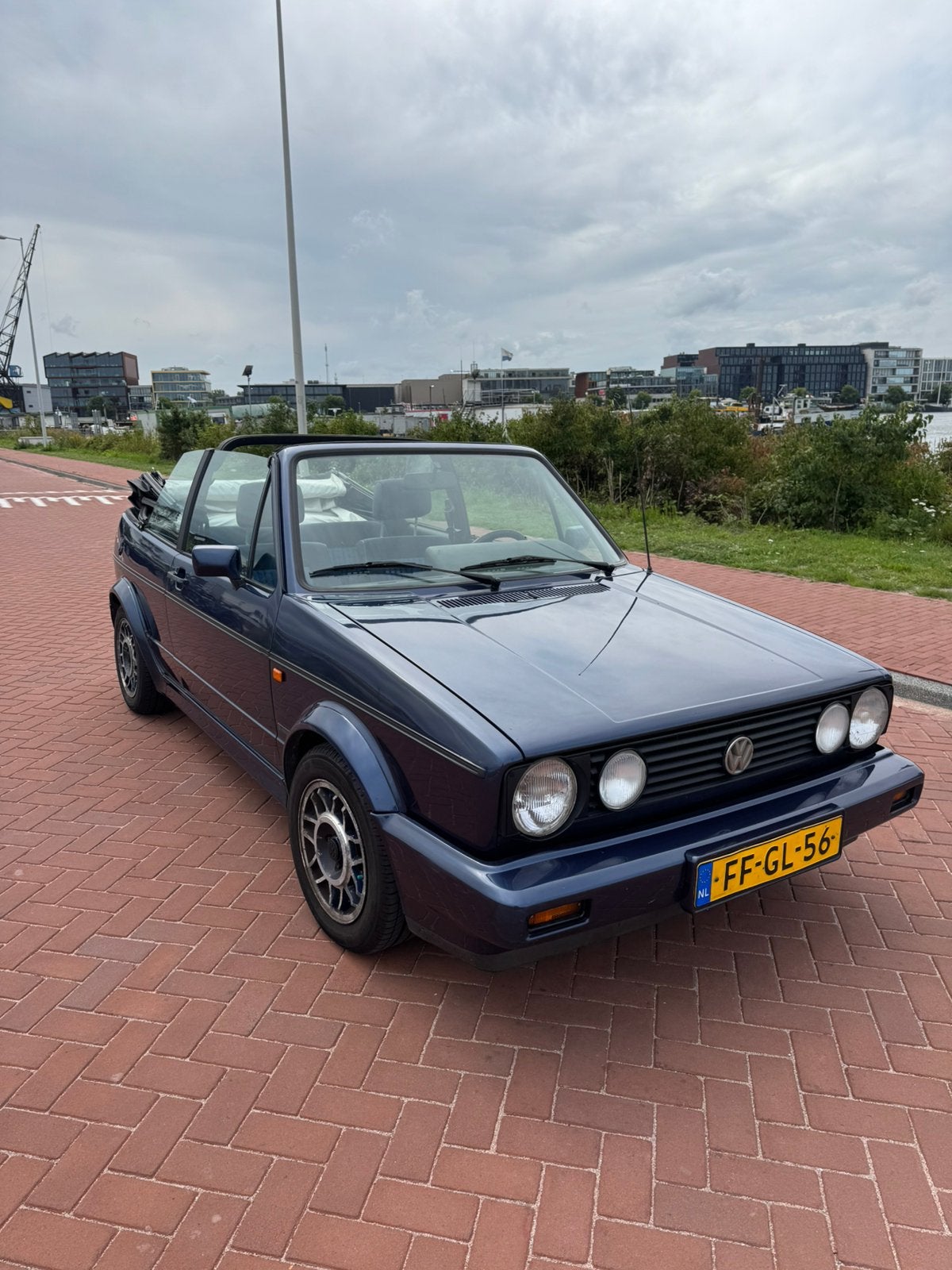 Volkswagen Golf 1.8 Cabriolet 72KW U9 1992 Blauw, Auto's, Voorwielaandrijving, 40 €/maand, 4 cilinders, Cabriolet