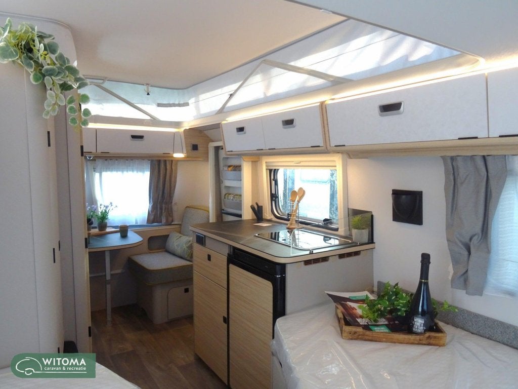 Eriba Touring 542 Verkocht, Caravans en Kamperen, Standaardzit, Bedrijf, Tot en met 3, Overige typen