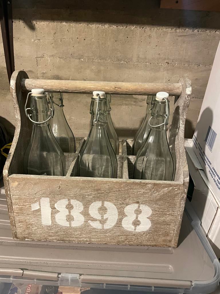 Decoratie krat met flessen, Ophalen of Verzenden, Zo goed als nieuw, Minder dan 50 cm, Minder dan 5 flessen