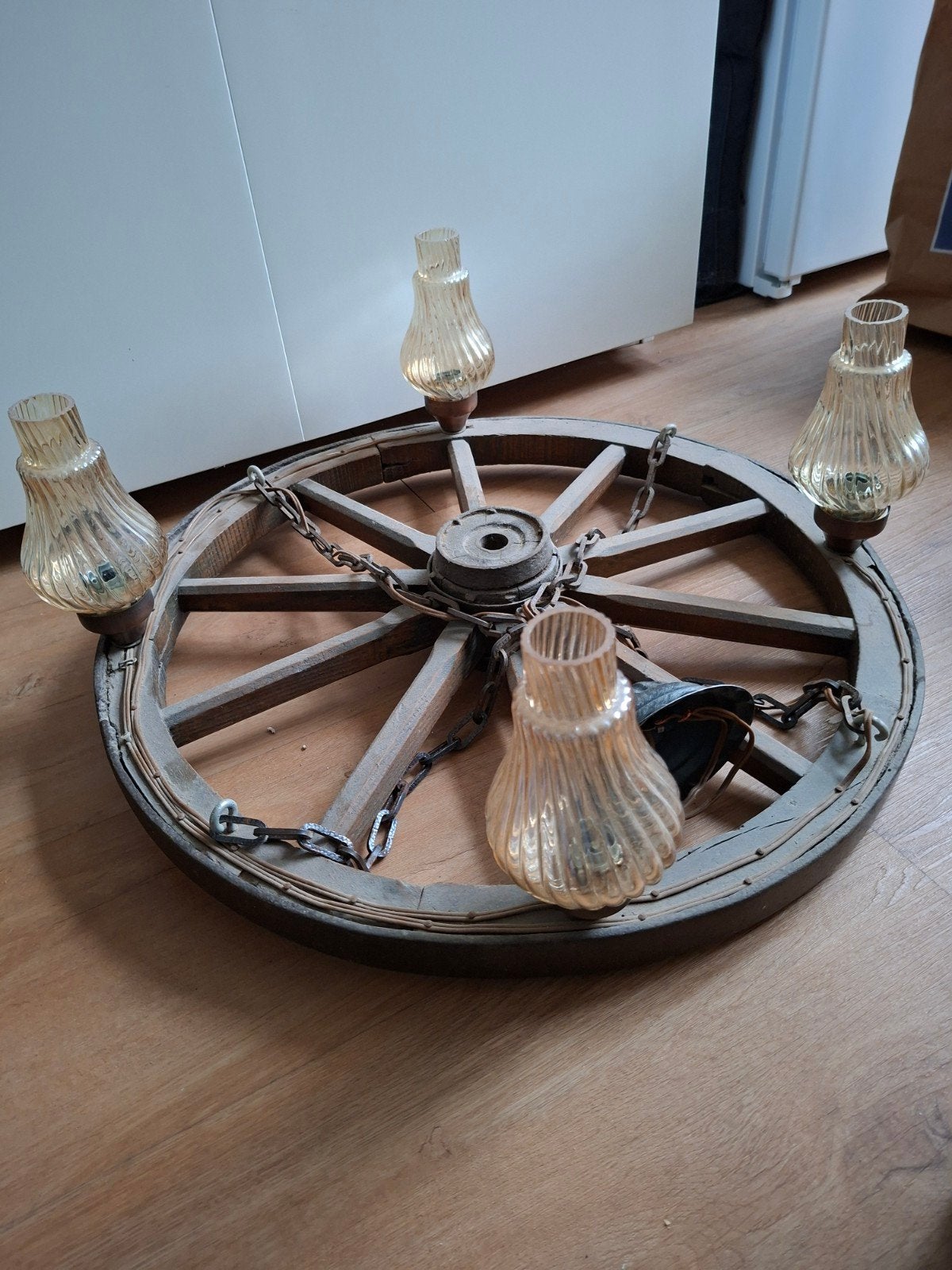 Vintage Kroonluchter Wagenwiel met 4 Lampen, Ophalen