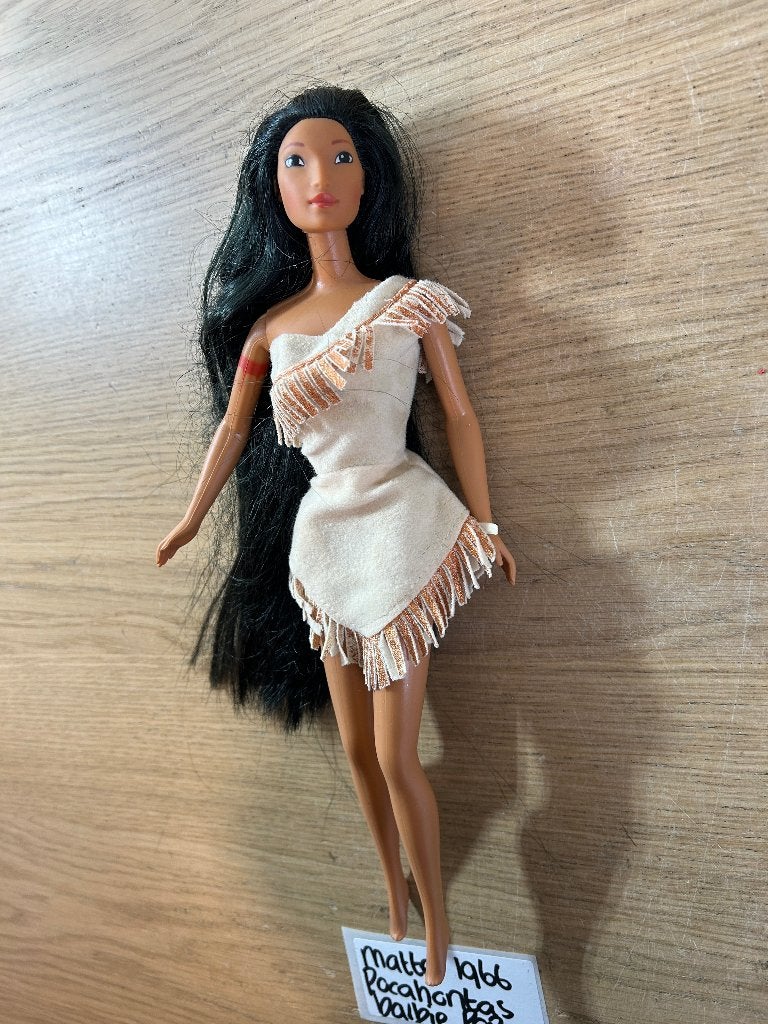 Mattel 1966 Disney Pocahontas Pop, Verzamelen, Ophalen of Verzenden, Overige figuren, Zo goed als nieuw, Beeldje of Figuurtje