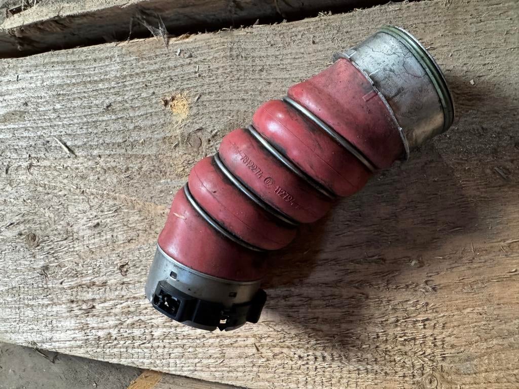 Originele Turbo Slang BMW 335d - Gebruikt, Ophalen of Verzenden, Gebruikt, BMW