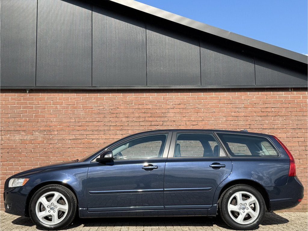 Volvo V50 2.0 LIMITED EDITION | NL-AUTO! | 1E EIG! | LEDER!, Auto's, Volvo, Gebruikt, Zwart, 4 cilinders, Blauw