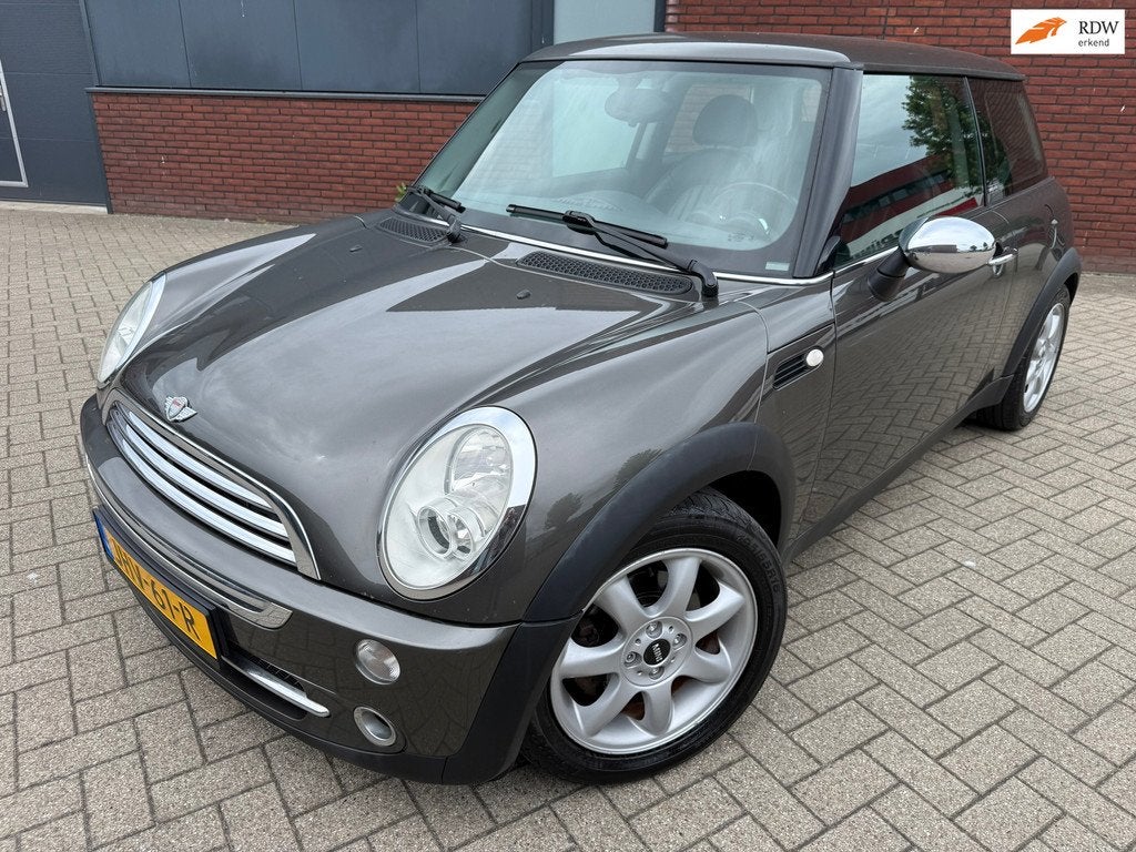 Mini 3-Deurs 1.6 One Pepper PARKLANE AUTOMAAT/2006/NAVIGATIE, Auto's, 15 km/l, Gebruikt, Zwart, 4 cilinders