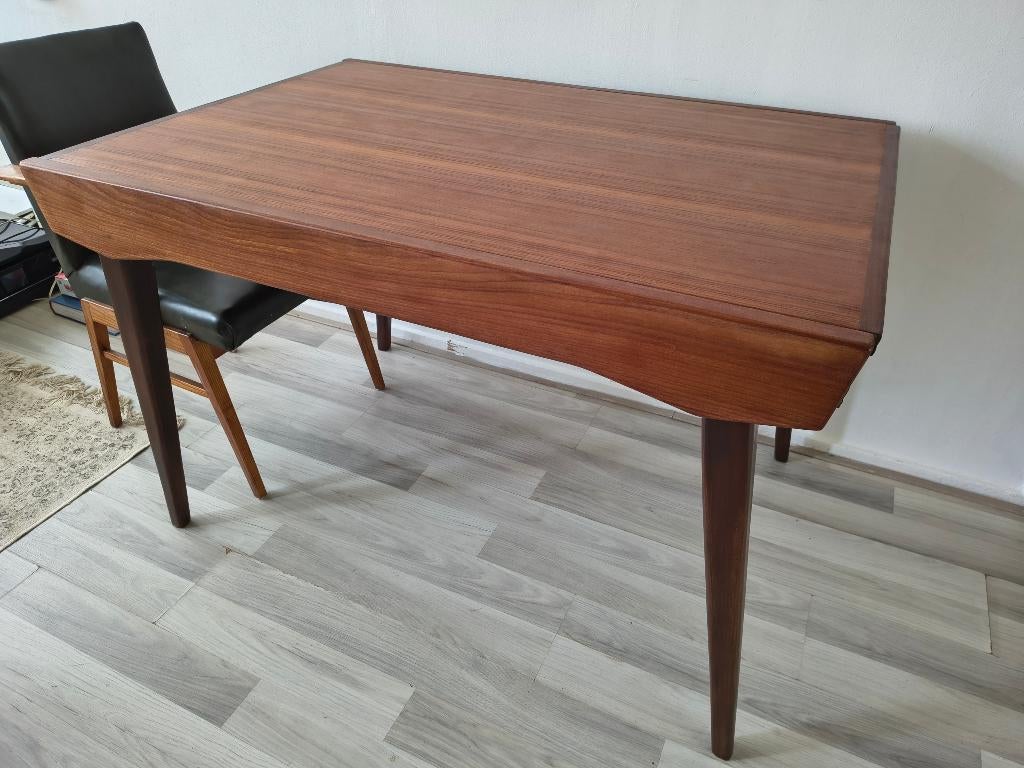 Mid-Century Eettafel Louis van Teeffelen – Wébé - Teak, Huis en Inrichting, Tafels | Eettafels, Webe, Zo goed als nieuw, Vijf personen of meer
