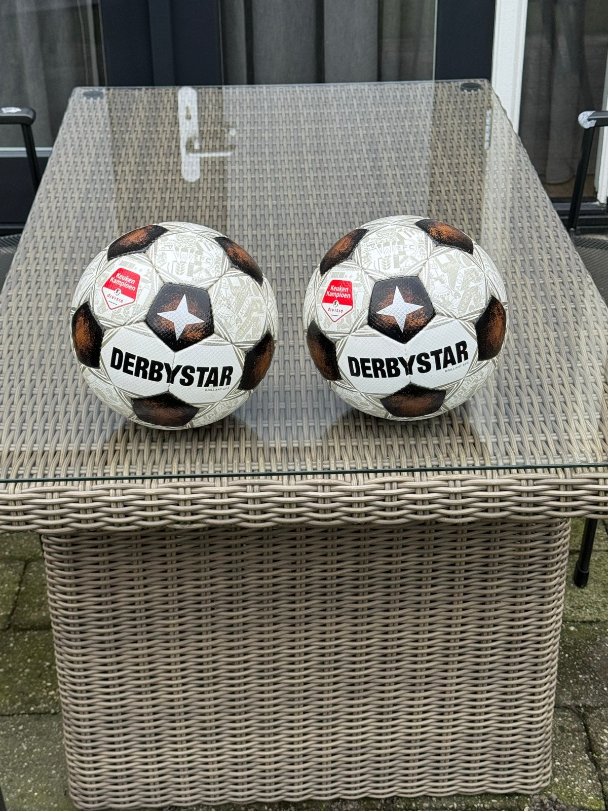 Professionele Derby Star Voetbal - Keuken Kampioen Divisie, Maat XL, Ophalen of Verzenden, Zo goed als nieuw, Bal