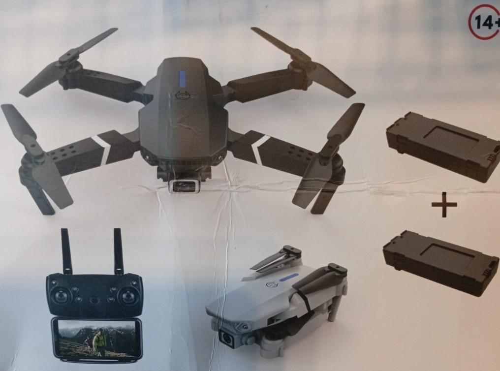 Ik verkoop een nieuwe zwarte drone met een 4K-camera., Audio, Tv en Foto, Drones, Ophalen of Verzenden