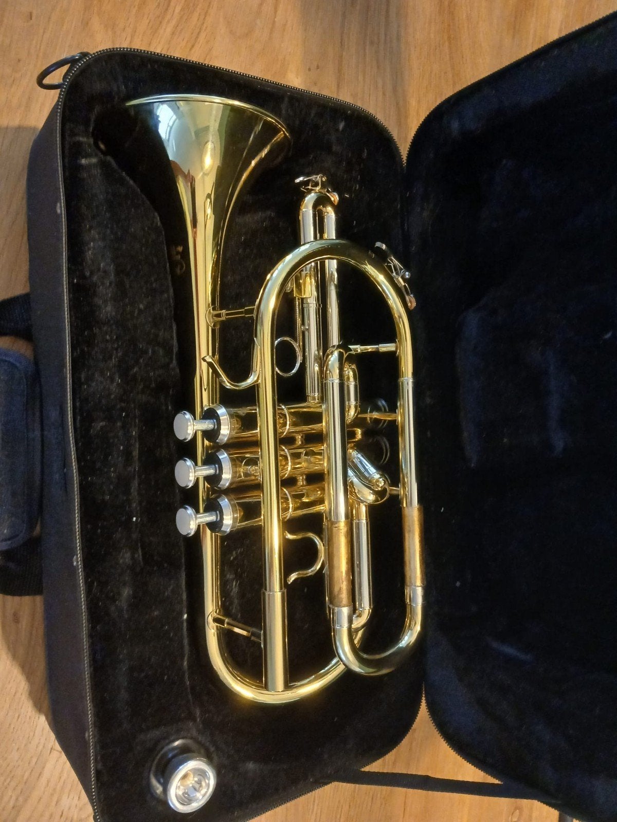 Mooie beginners Cornet (incl. koffer en tas), Ophalen, Zo goed als nieuw, Koperblazer, Met koffer of draagtas